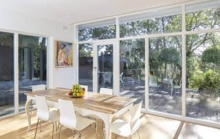 lounge paint contractor